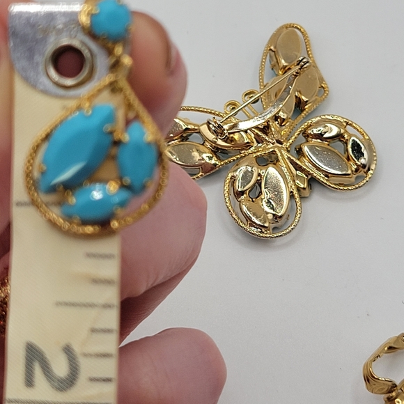 VTG Blue Milk Glass Rhinestones | Juliana Butterfly Brooch & Earrings - Picture 11 of 11